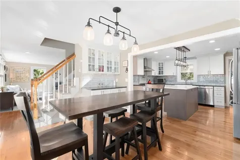 180 Boulder View Drive Warwick RI 02886