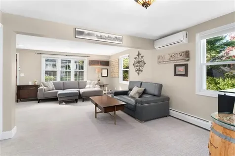 180 Boulder View Drive Warwick RI 02886