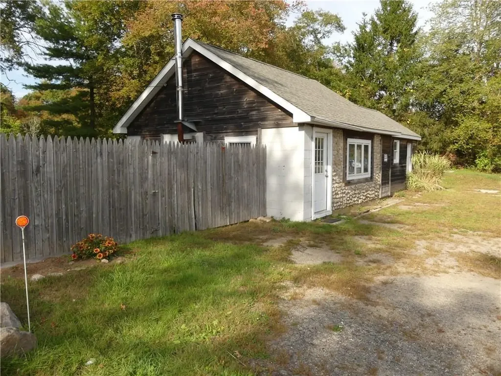 188 Danielson Pike Foster RI 02825