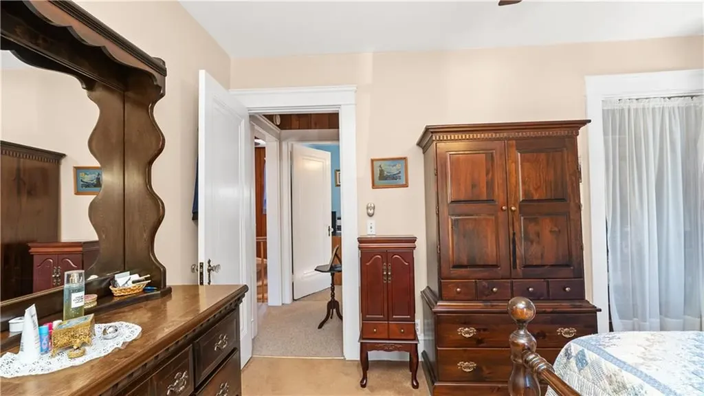 8 Atlantic Avenue Warwick RI 02888