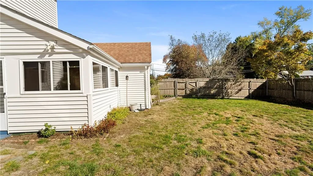 8 Atlantic Avenue Warwick RI 02888