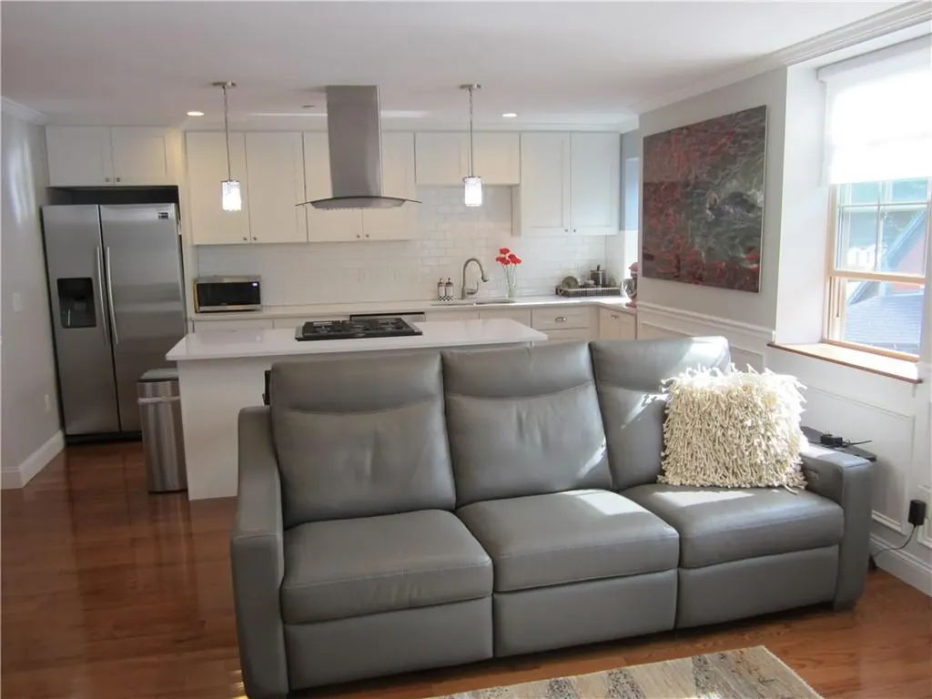 7 Mount Hope Avenue Providence RI 02906