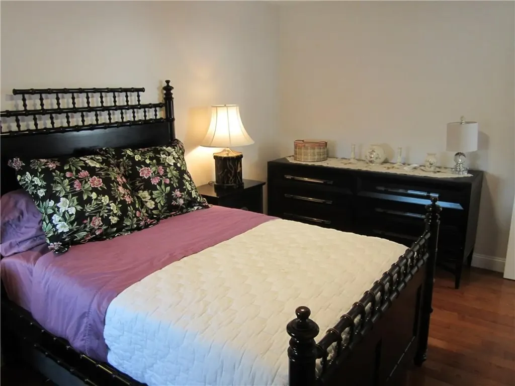 7 Mount Hope Avenue Providence RI 02906