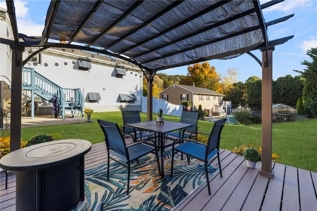 194 Kimberly Lane West Warwick RI 02893