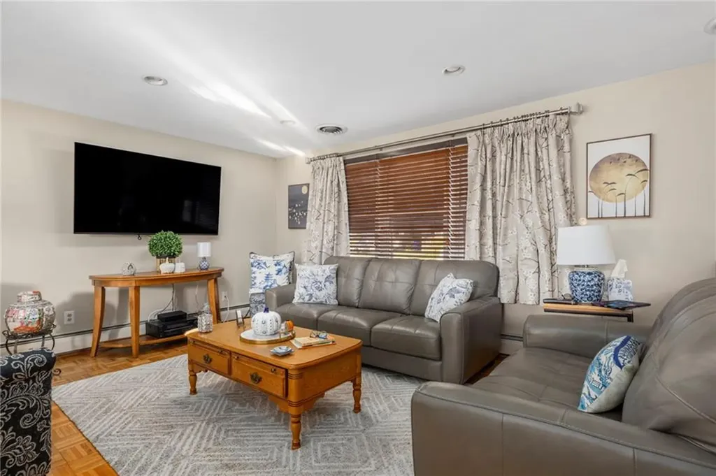 194 Kimberly Lane West Warwick RI 02893