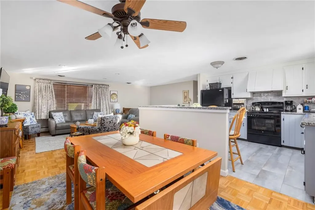 194 Kimberly Lane West Warwick RI 02893