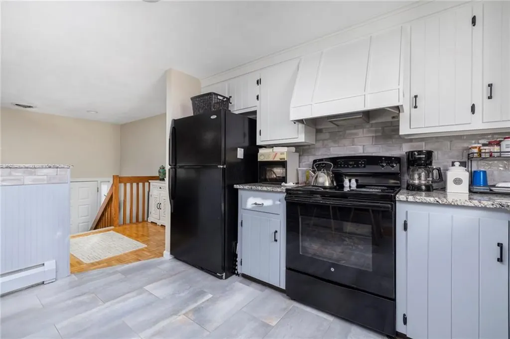 194 Kimberly Lane West Warwick RI 02893