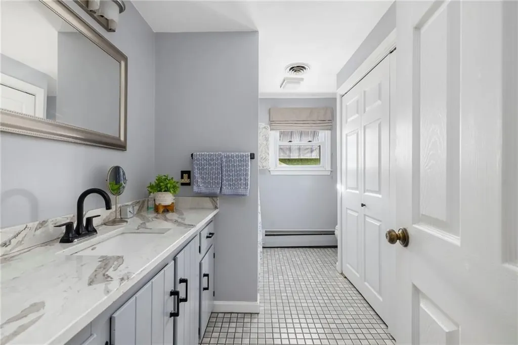 194 Kimberly Lane West Warwick RI 02893