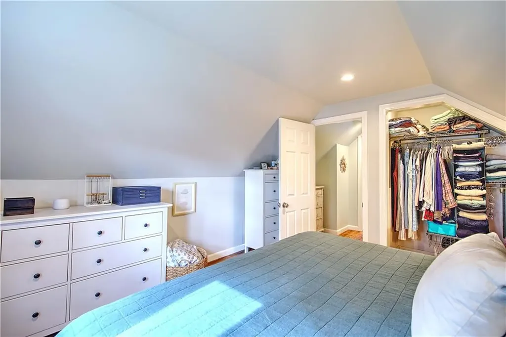 15 East Court North Kingstown RI 02852