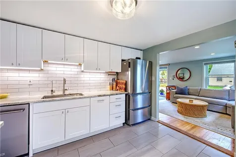 15 East Court North Kingstown RI 02852