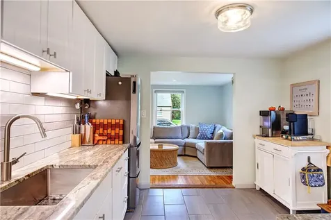 15 East Court North Kingstown RI 02852