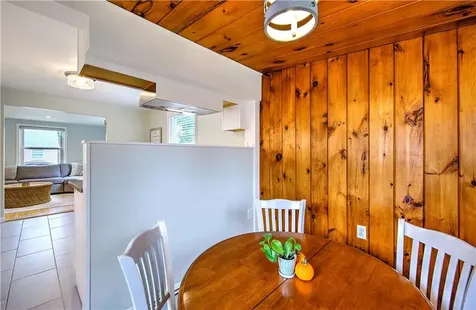 15 East Court North Kingstown RI 02852