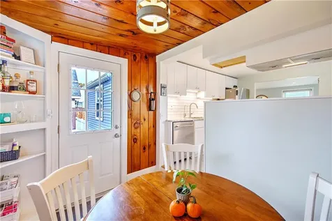 15 East Court North Kingstown RI 02852