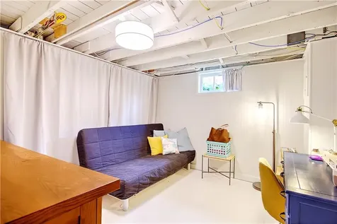 15 East Court North Kingstown RI 02852