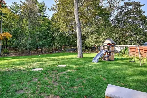 15 East Court North Kingstown RI 02852