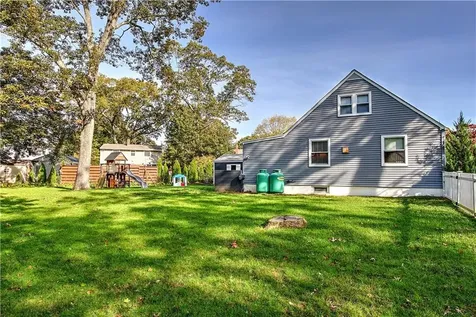 15 East Court North Kingstown RI 02852