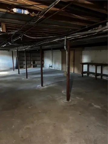 37 Deerfield Road Cranston RI 02920