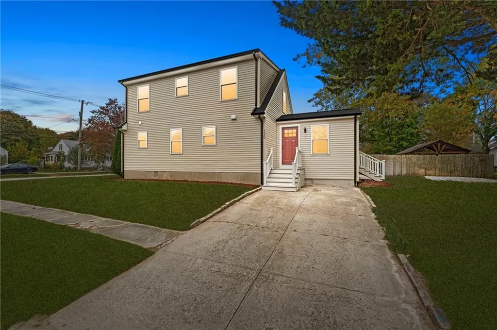 170 Holmes Road Warwick RI 02888