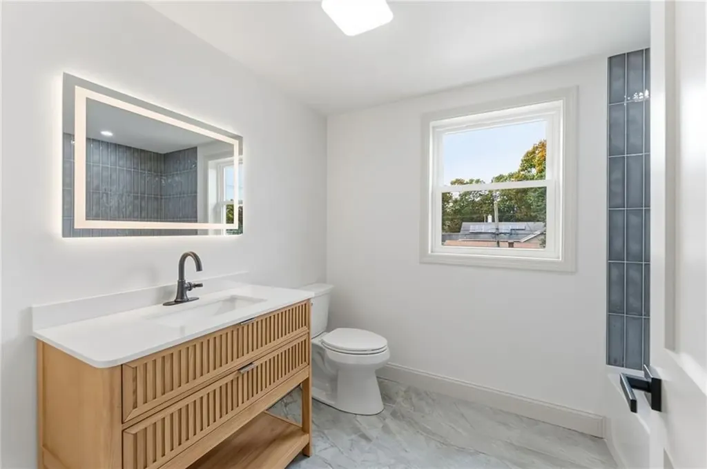 170 Holmes Road Warwick RI 02888