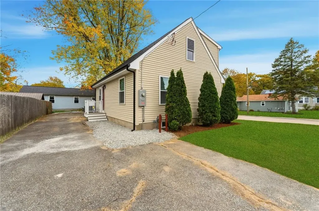 170 Holmes Road Warwick RI 02888