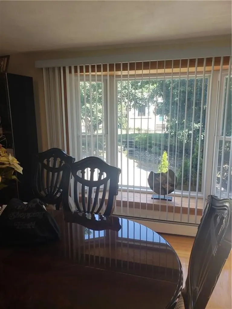 83 Valente Drive Cranston RI 02920