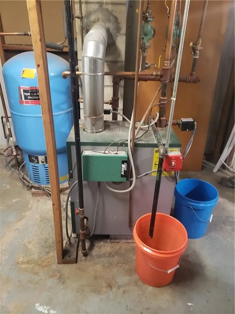 83 Valente Drive Cranston RI 02920