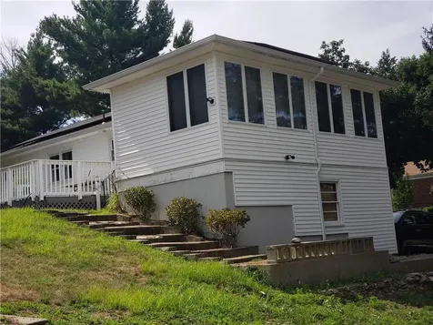 83 Valente Drive Cranston RI 02920