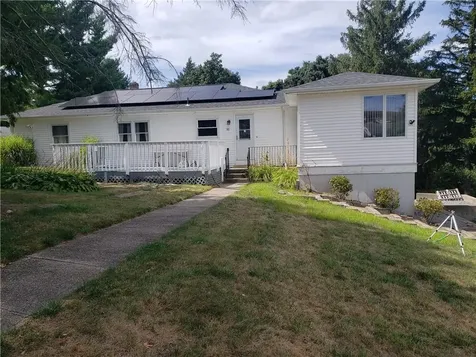 83 Valente Drive Cranston RI 02920