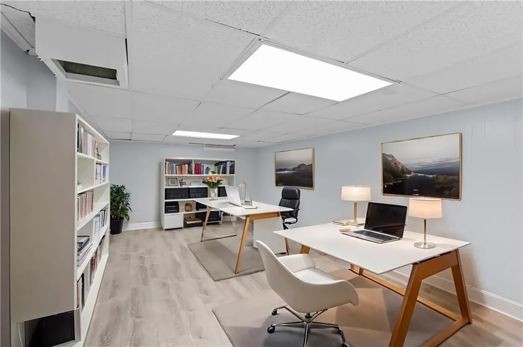 2 Oak Grove Boulevard North Providence RI 02911