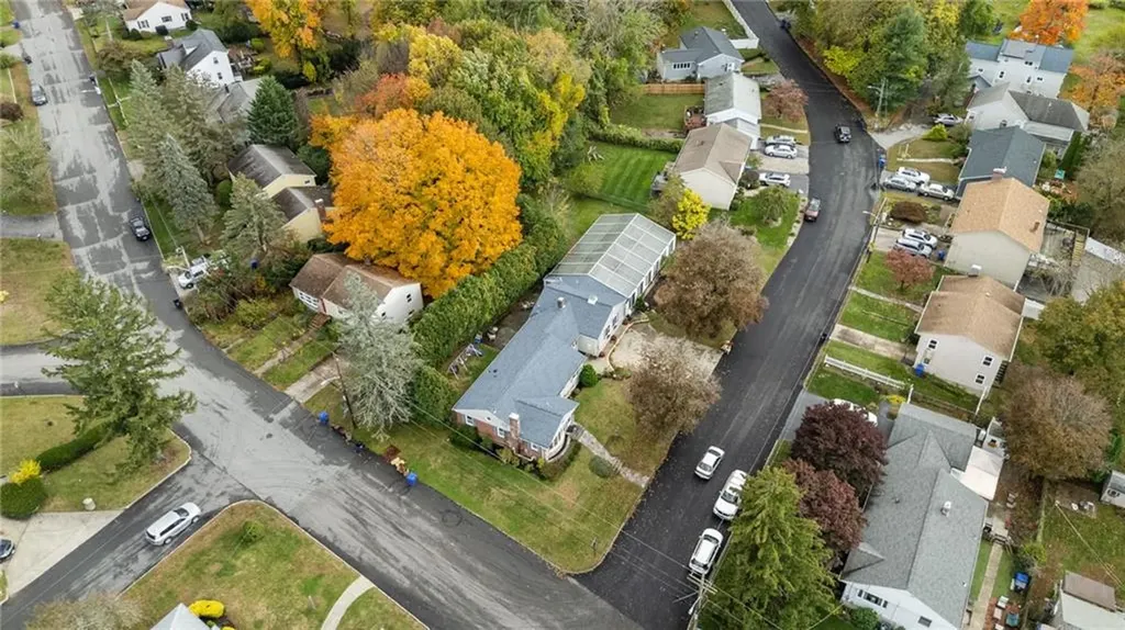 2 Oak Grove Boulevard North Providence RI 02911