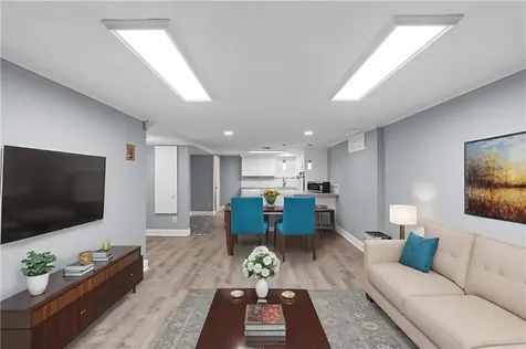 2 Oak Grove Boulevard North Providence RI 02911