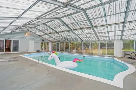 2 Oak Grove Boulevard North Providence RI 02911