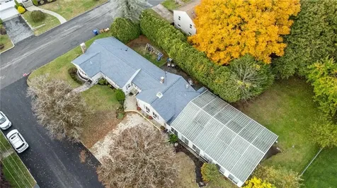 2 Oak Grove Boulevard North Providence RI 02911