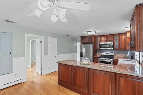 2 Oak Grove Boulevard North Providence RI 02911