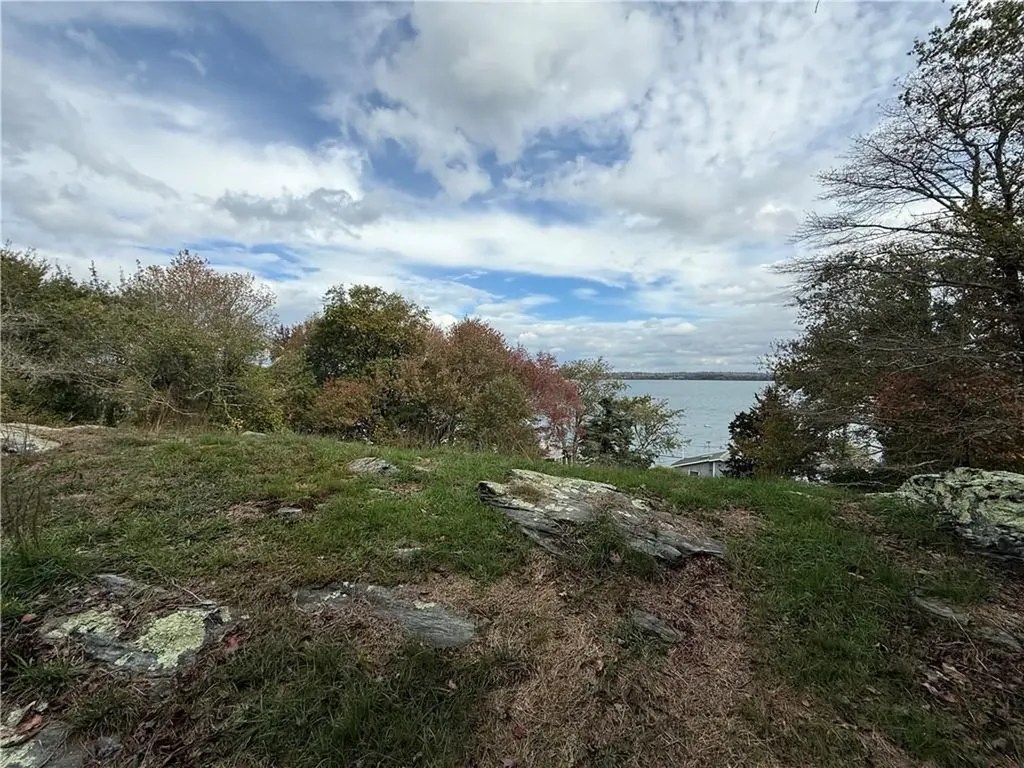 0 Governor Paine Road Portsmouth RI 02872