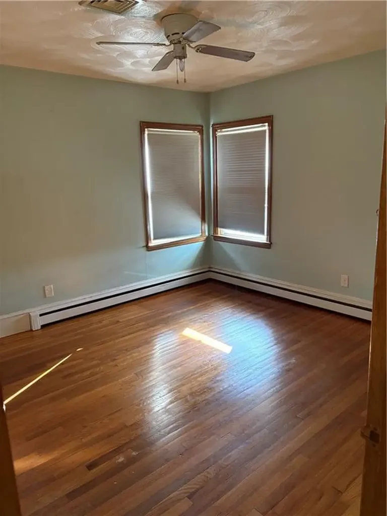 25 Pensaukee Avenue North Providence RI 02911