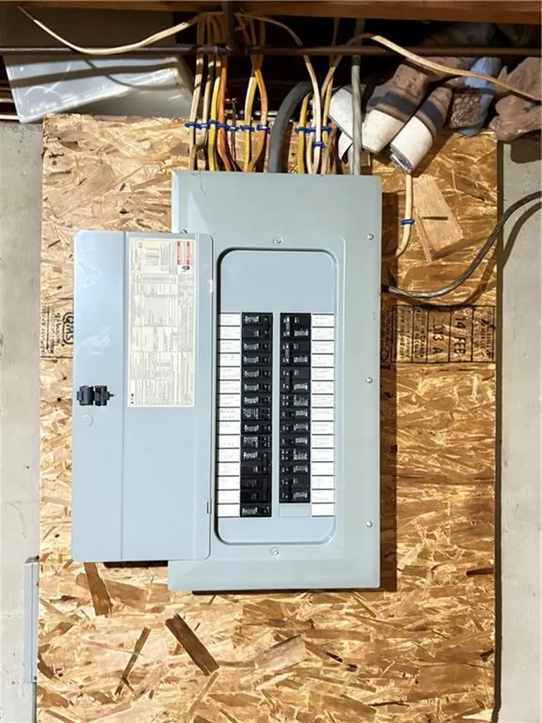 25 Pensaukee Avenue North Providence RI 02911