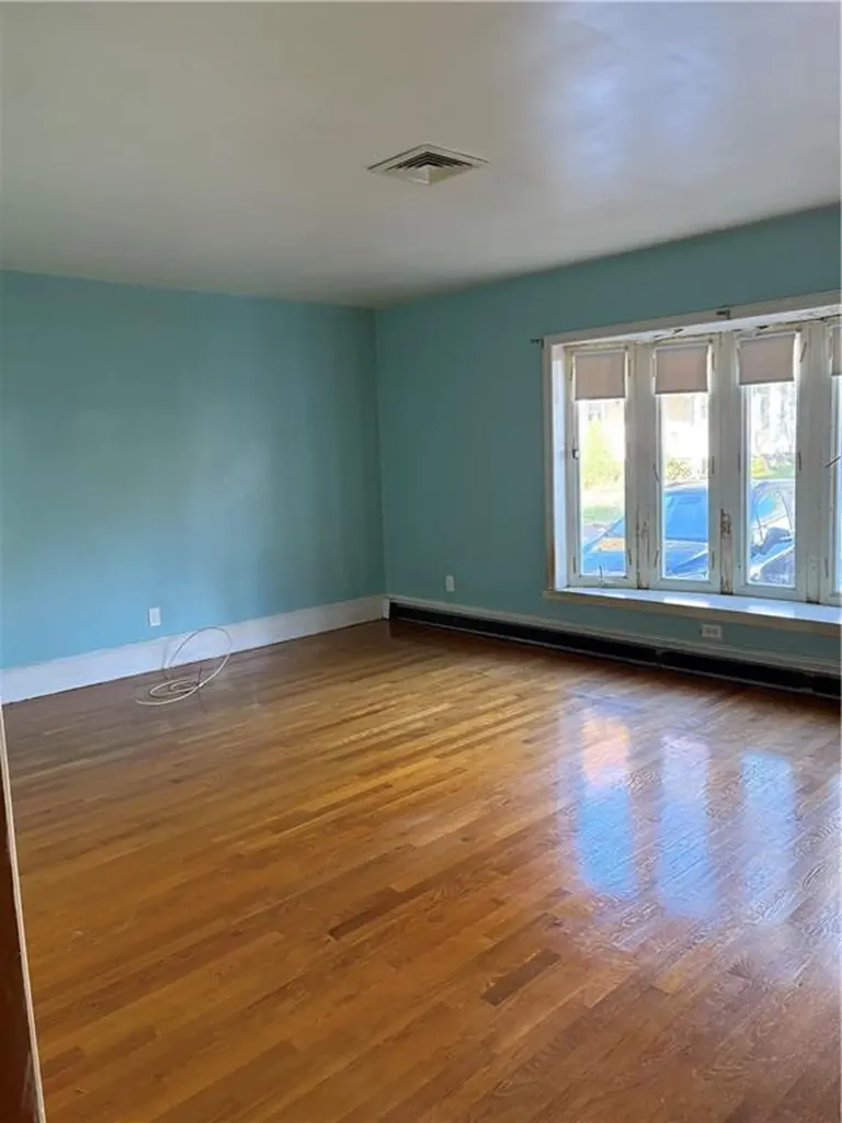 25 Pensaukee Avenue North Providence RI 02911