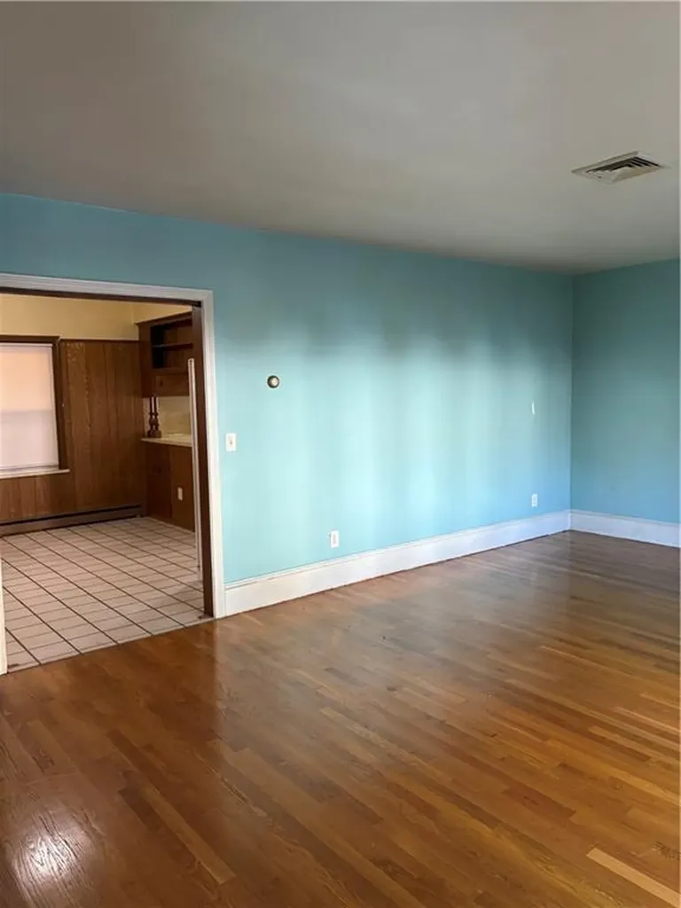 25 Pensaukee Avenue North Providence RI 02911