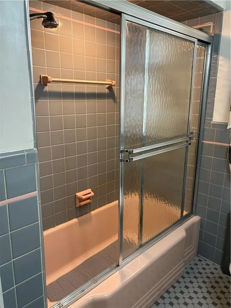 25 Pensaukee Avenue North Providence RI 02911