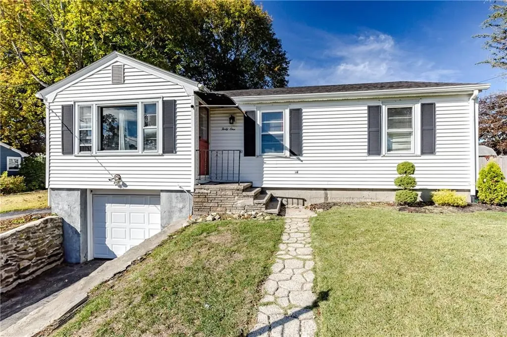 41 Belvedere Street Johnston RI 02919