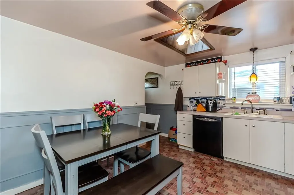 41 Belvedere Street Johnston RI 02919