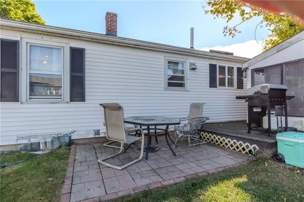 41 Belvedere Street Johnston RI 02919