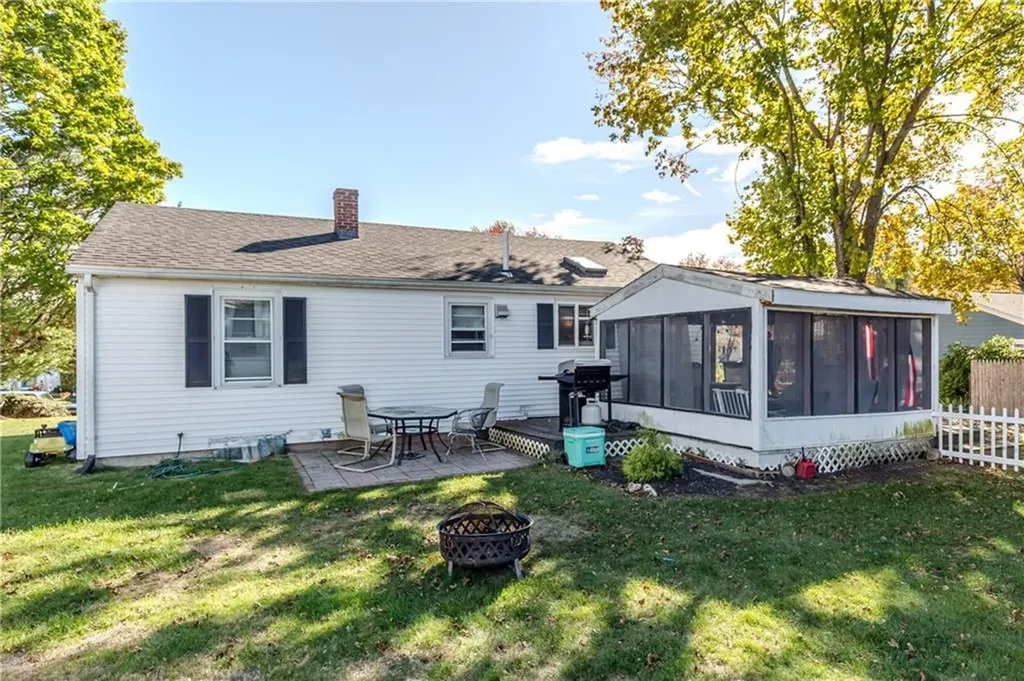 41 Belvedere Street Johnston RI 02919