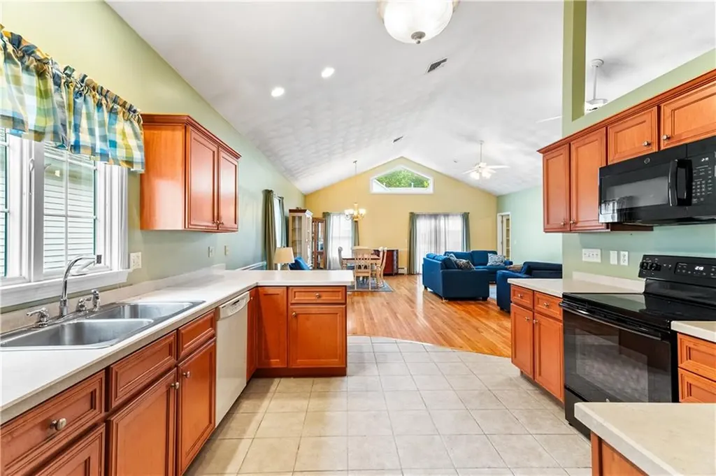 1765 Bicentennial Way North Providence RI 02911