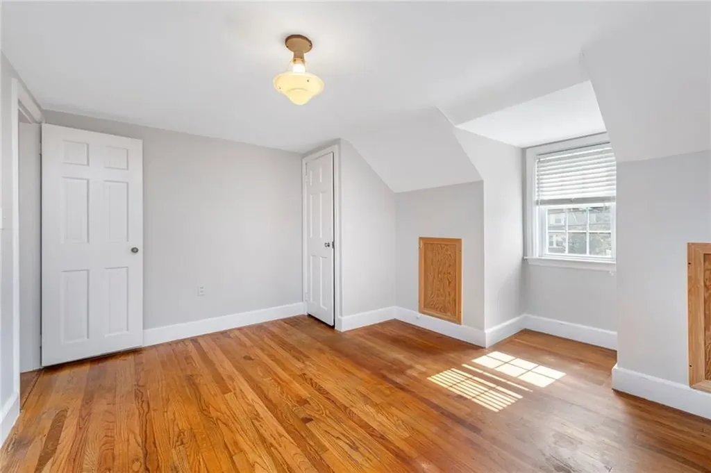 16 Elm Avenue East Providence RI 02916