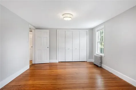 16 Elm Avenue East Providence RI 02916