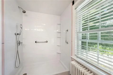 16 Elm Avenue East Providence RI 02916