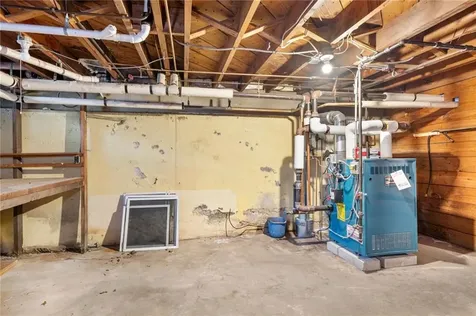 16 Elm Avenue East Providence RI 02916