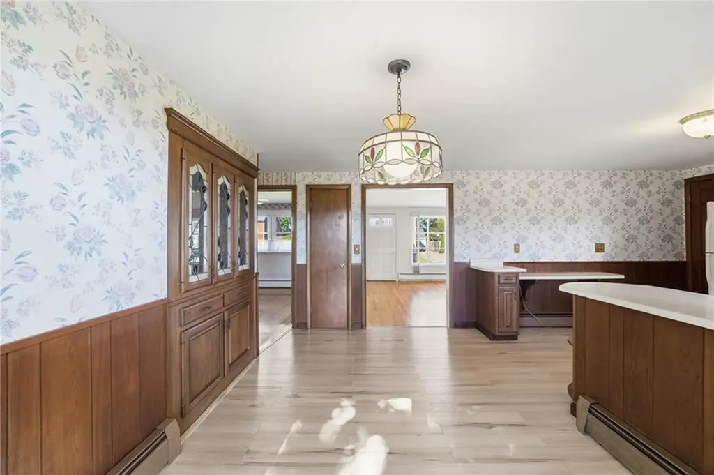 32 Omaha Boulevard Warwick RI 02889